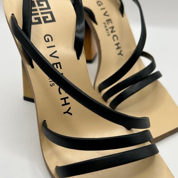 GIVENCHY SANDALS - Picture 5 of 5